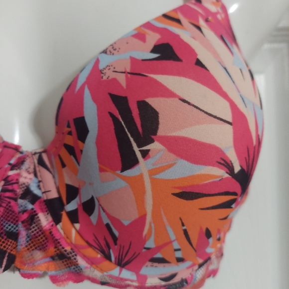 NWOT 38B multicolor underwire adjustable bra, regular or racer back - Picture 4 of 10